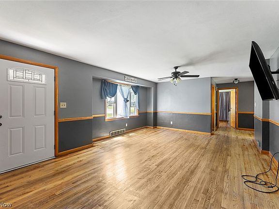 4th image of 251 Towson Dr NW