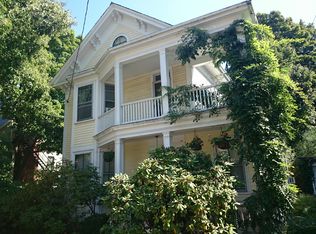 302 Walnut St, Brookline, MA 02445