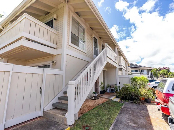 94-1079 Kepakepa St APT H8, Waipahu, HI 96797