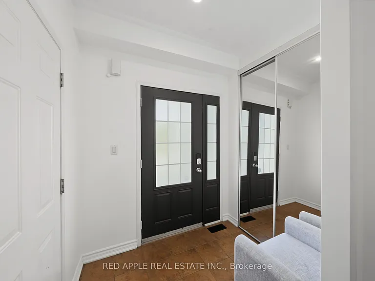 17 Booth St — Photo 5