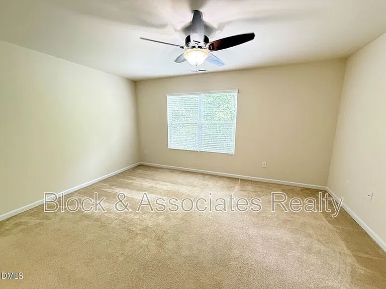 8527 Quarton Dr — Photo 24