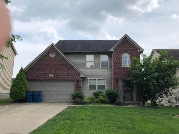 10702 Northington Ln, Louisville, KY 40241