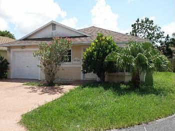 1st image of 10125 Boynton Place Cir