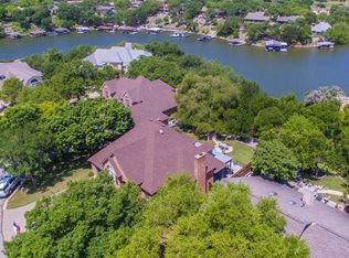 5004 Comanche Vis, Granbury, TX 76049