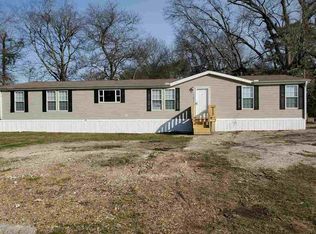 461 W Phiffer St, Carthage, TX 75633