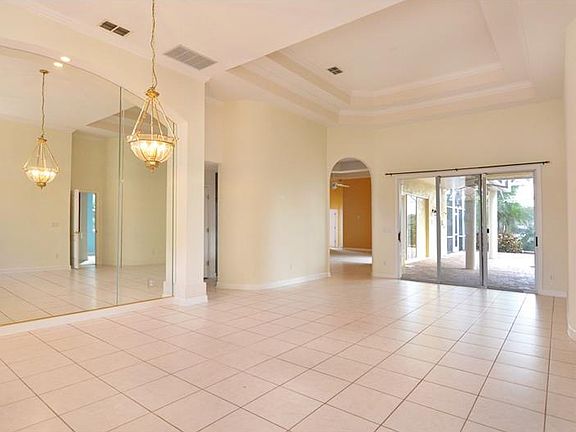 4th image of 7820 Westminster Abbey Blvd