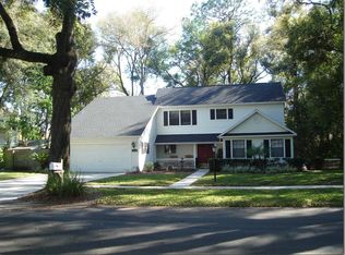 660 Lake Dr, Altamonte Springs, FL 32701