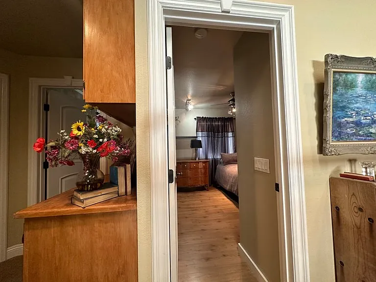 494 Nicolas Rd — Photo 10