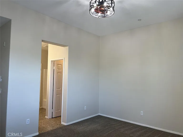 15329 Oak Tree Dr — Photo 31
