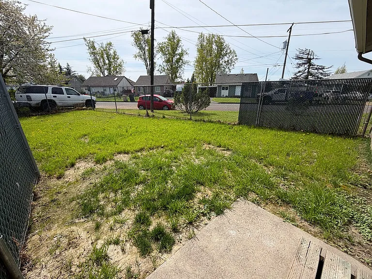 200-204 SE 14th Ave — Photo 10
