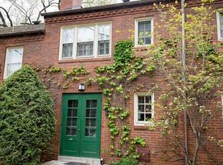 448 Sulgrave Rd, Mt Washington, PA 15211