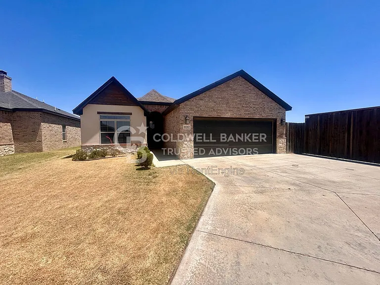 10317 Vernon Dr — Photo 3