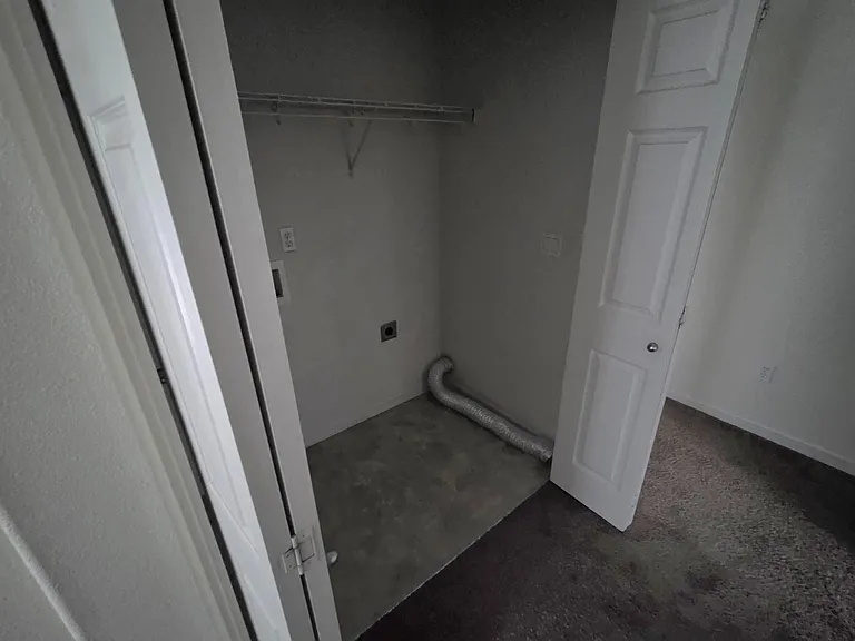 931 Wild Rose Ct — Photo 9