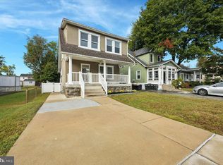 24 S Woodlawn Ave, Aldan, PA 19018