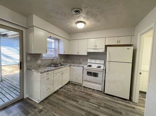 3335 E Linwood St, Springfield, MO 65804