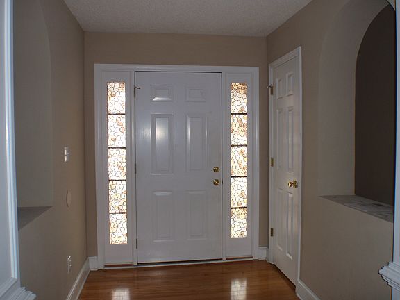 2nd image of 21 Honeytree Trl NE