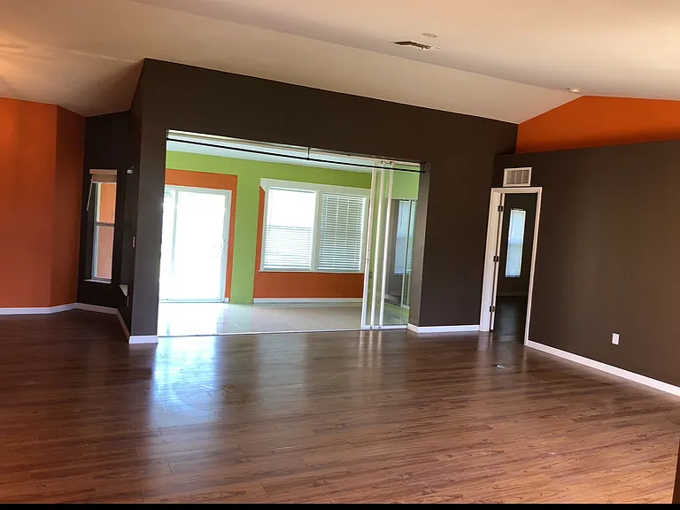 3129 Oceanside St — Photo 33