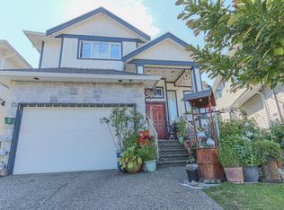 8071 146a St, Surrey, BC V3S9Y1