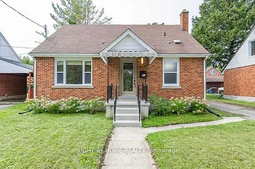 577 Weber St E Photo 1