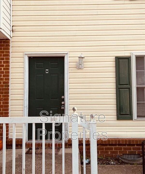 1st image of 555 Fairfax Ave APT M