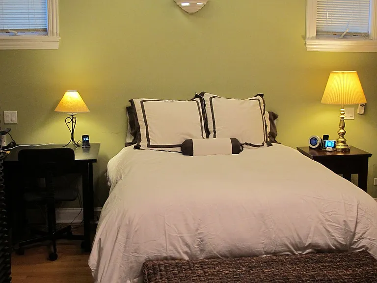 828 W Aldine Ave #3 — Photo 28