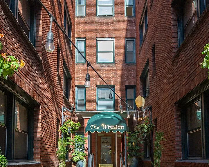 The Winston Apartments — Photo 12