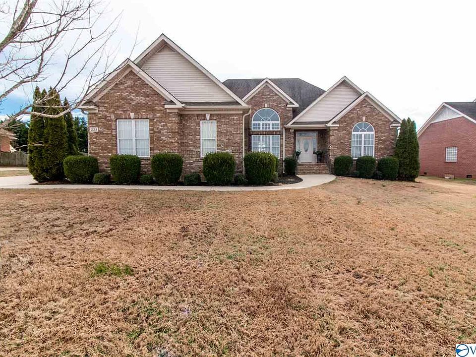 1st image of 223 Southern Wind Dr
