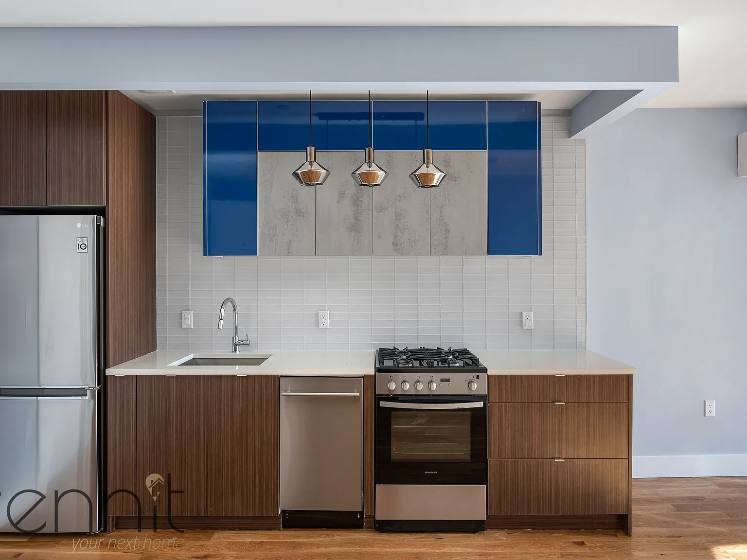 56 Ainslie Street — Photo 3