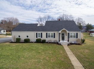 208 Park Ave, Church Hill, TN 37642