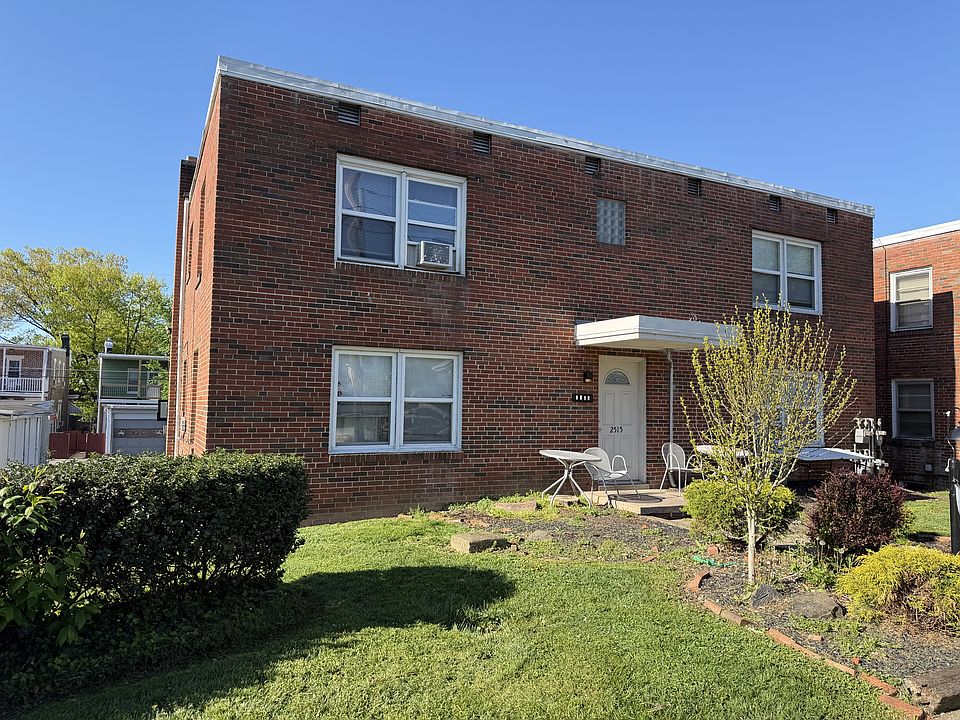 1st image of 2515 Woodlawn St APT 3