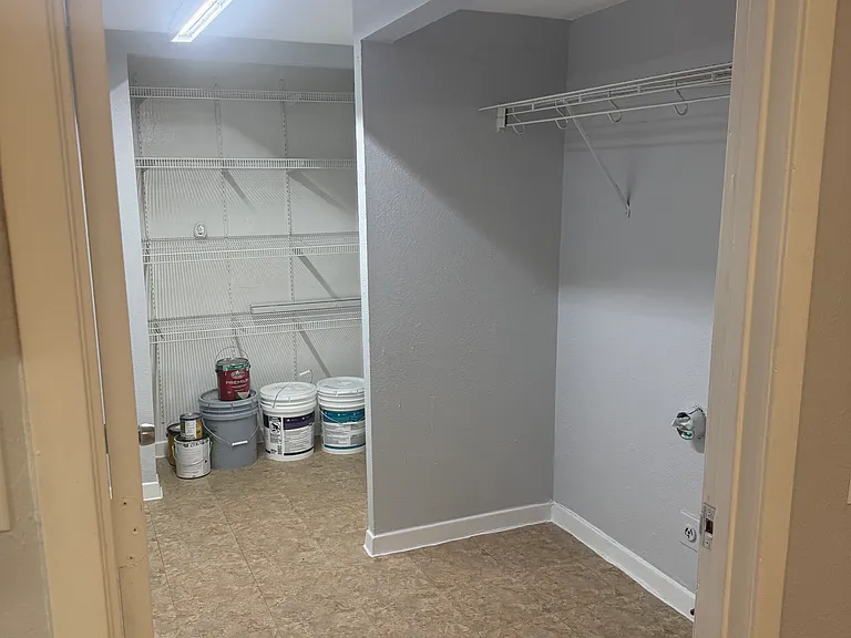 609 S Fannin St — Photo 12