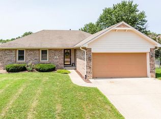 688 Aspen Ct, Danville, IN 46122