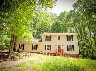 8406 Birchdale Dr, Greensboro, NC 27455