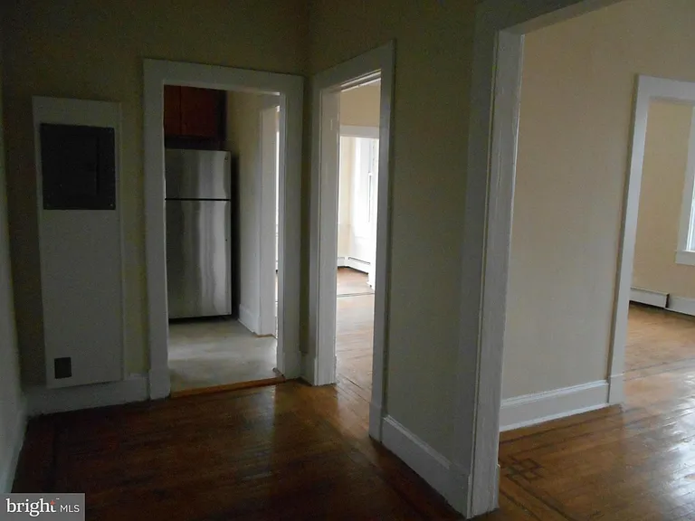 2228 Mount Royal Ter #F — Photo 12