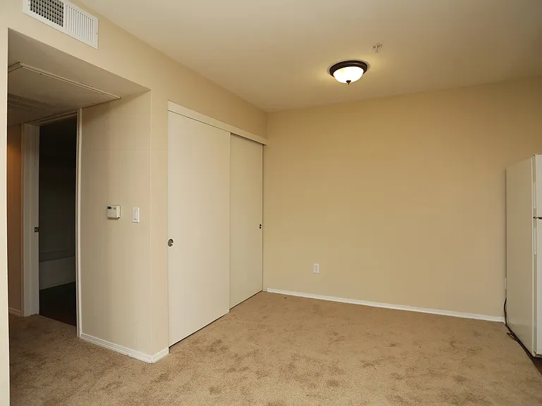 Castaic Lake Senior Apts — Photo 29