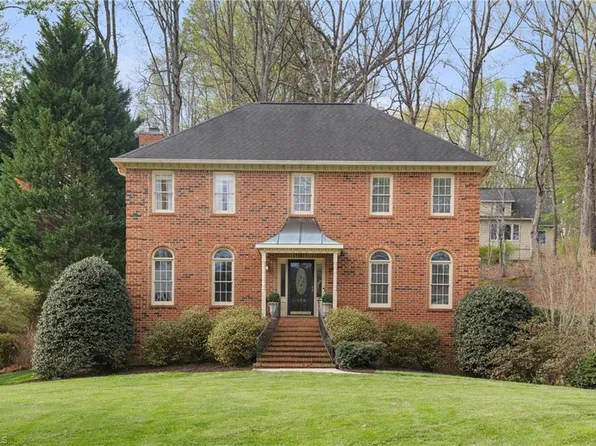 178 Wexham Rd, Winston Salem, NC 27103