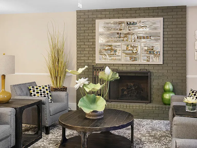 Carriage Oaks Apartments — Photo 22
