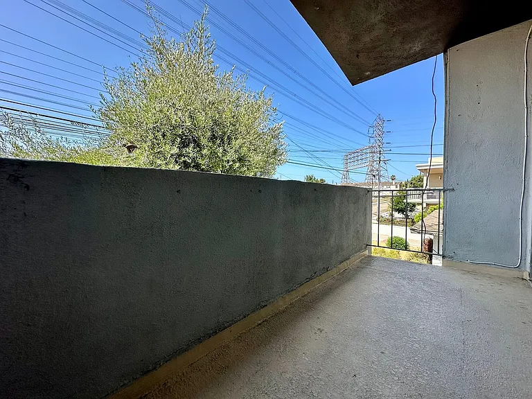 2523 Rockefeller Ln — Photo 6