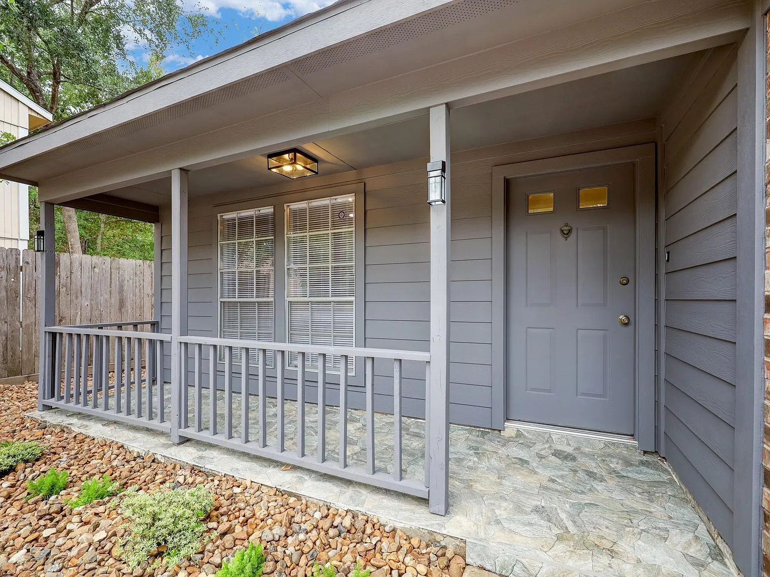 3 bed, 2.0 bath, 1647 sqft, $2,250 — Photo 3