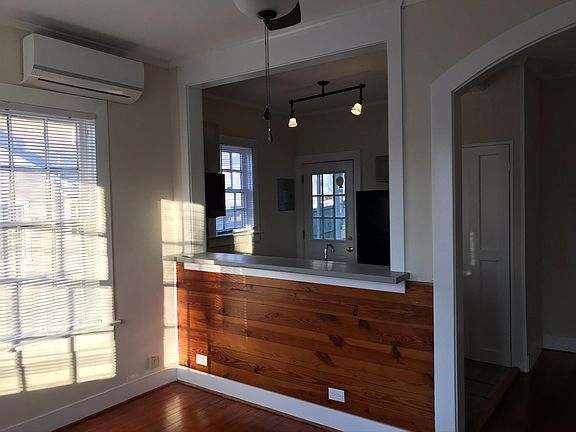 3rd image of 305 S Montgomery St APT A