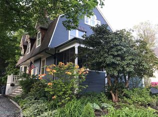4 New York Ave, White Plains, NY 10606