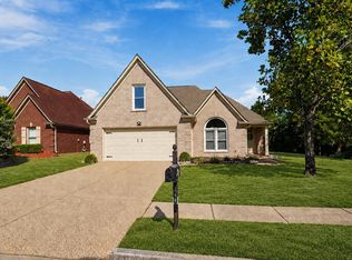 1960 Chartridge Dr, Cordova, TN 38016