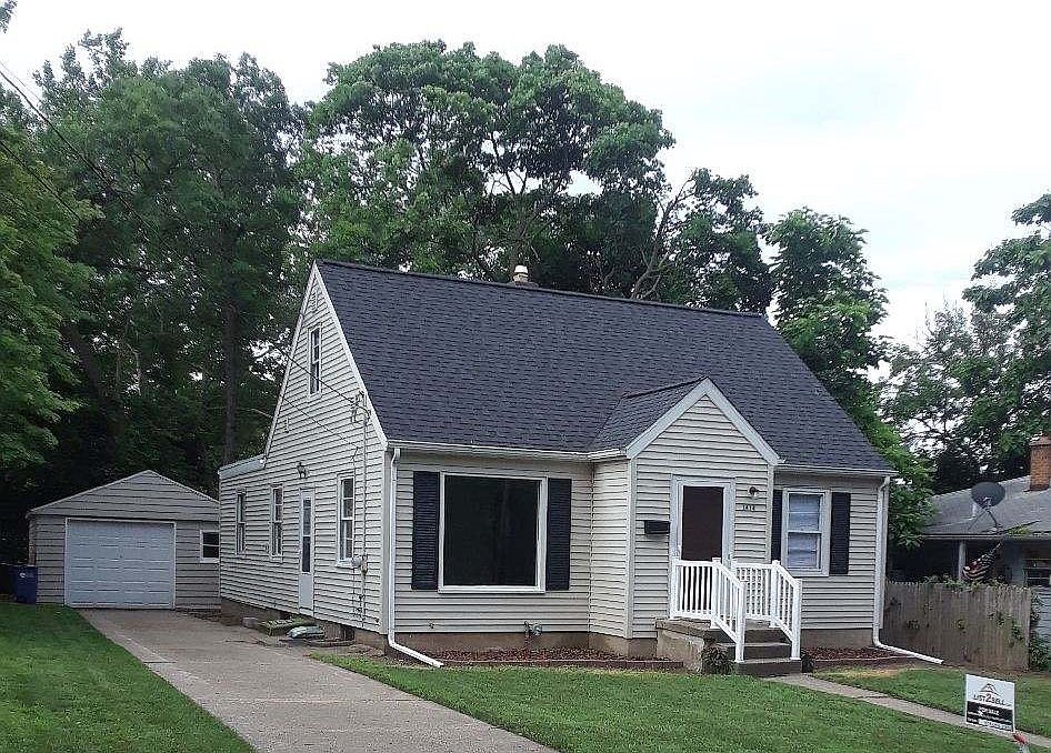 1st image of 1414 Louise St SE