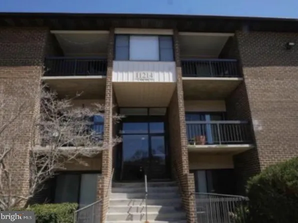 11214 Cherry Hill Rd APT 201, Beltsville, MD 20705
