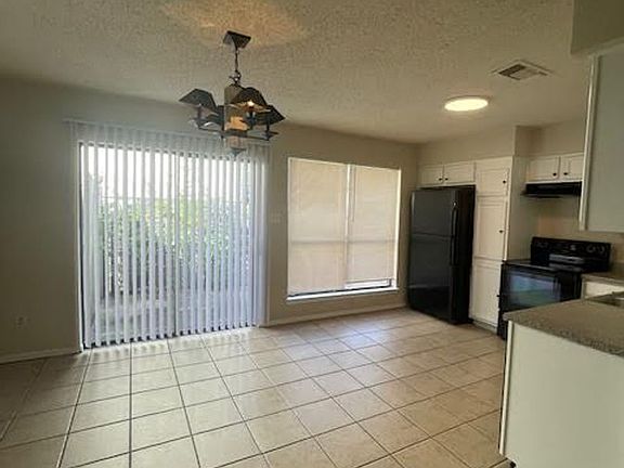 3rd image of 2108 Ramada Dr