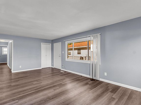 5th image of 3741 165th St