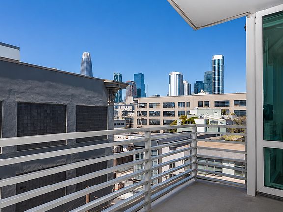 4th image of 555 4th St Unit 749