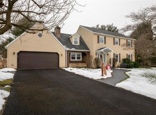 2282 Wood Barn Rd, Macungie, PA 18062