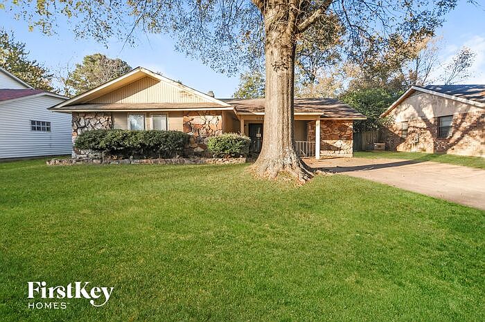 1st image of 6040 Scarlet Leaf Dr