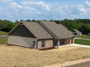 1418 Sally View Dr, Friendsville, TN 37737